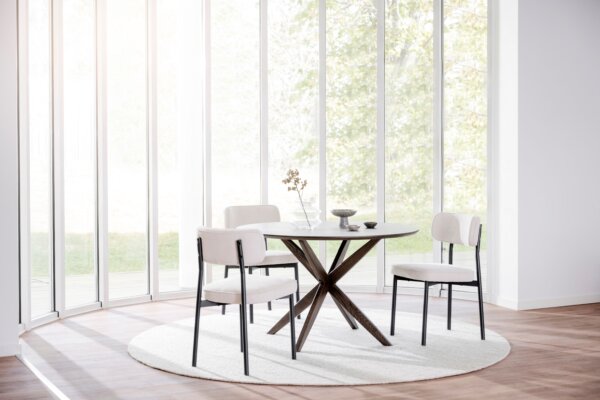 Calverton matbord + 4st Paisley stol