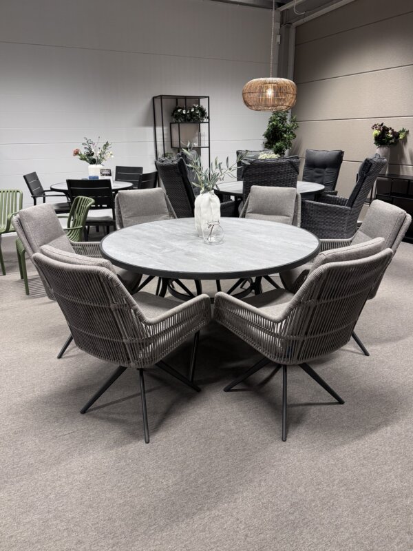 Tea time 135 / Swivel